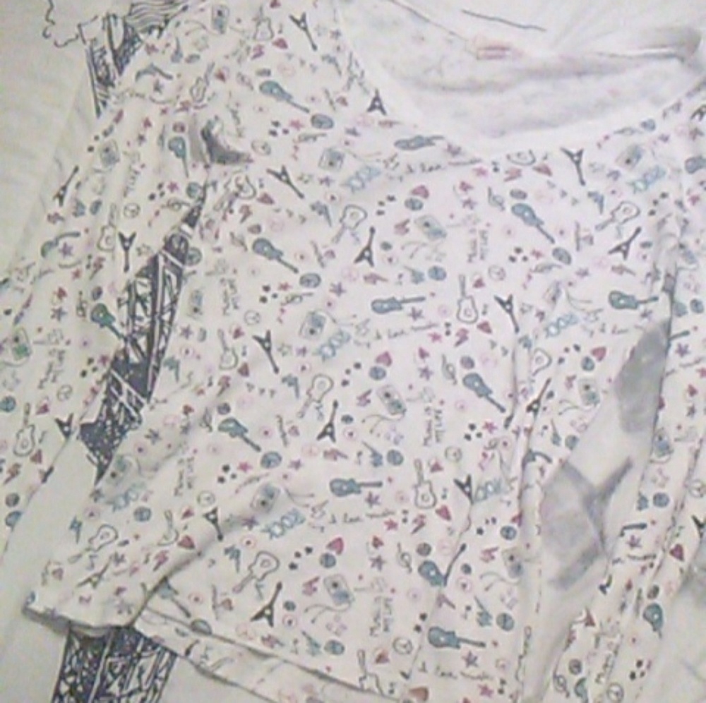 Op: music shirt. (Child)